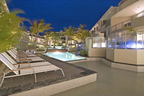 The Beach Cabarita - Sunshine Coast Tourism 3