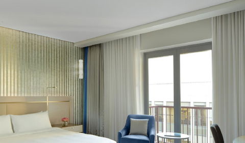 Radisson Blu Plaza Hotel Sydney - Sunshine Coast Tourism 12