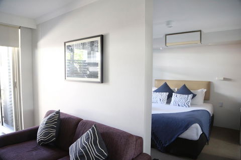 The Blenheim - Sunshine Coast Tourism 5