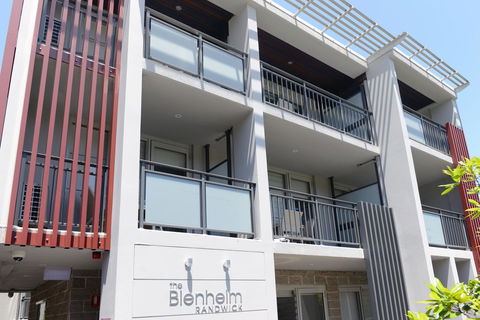 The Blenheim - Sunshine Coast Tourism 13