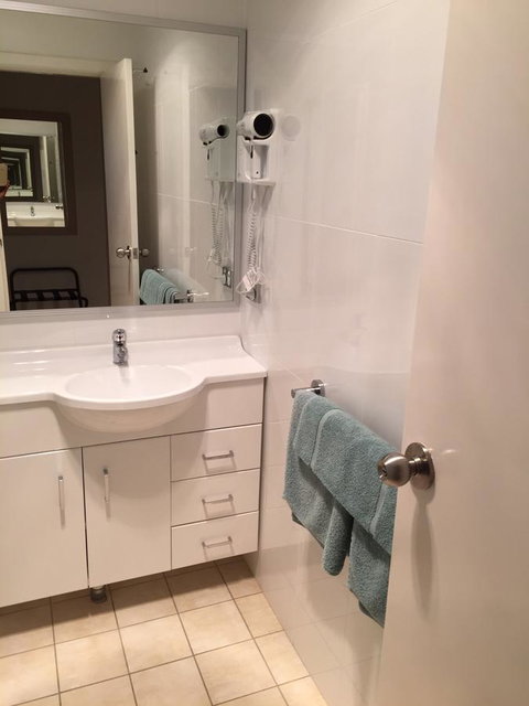 Cooma Motor Lodge Motel - Sunshine Coast Tourism 22