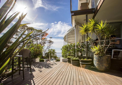 Bannisters By The Sea Mollymook - Sunshine Coast Tourism 3