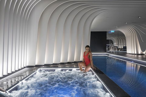 SKYE Suites Sydney - Holiday Sunshine Coast 32