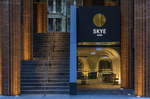 SKYE Suites Sydney - Holiday Sunshine Coast 2