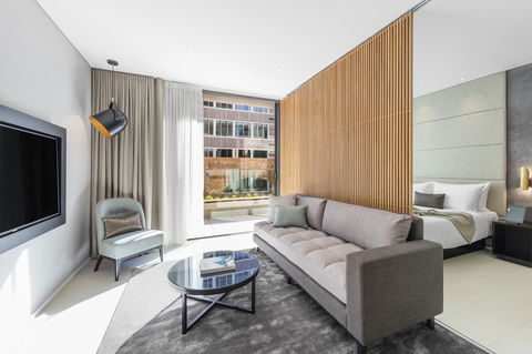 SKYE Suites Sydney - Holiday Sunshine Coast 16