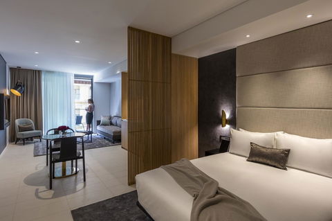 SKYE Suites Sydney - Holiday Sunshine Coast 27