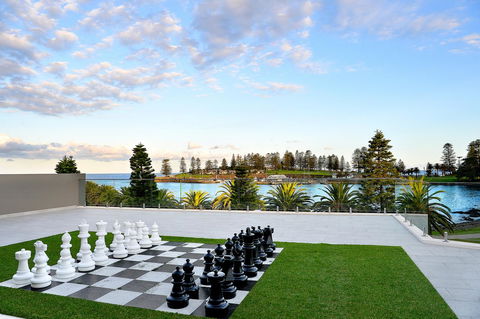 Belle Vue- Penthouse At Black Beach - Holiday Sunshine Coast 18