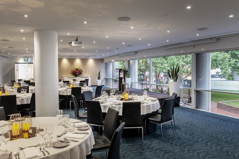 Novotel Sydney Darling Square - Sunshine Coast Tourism 22