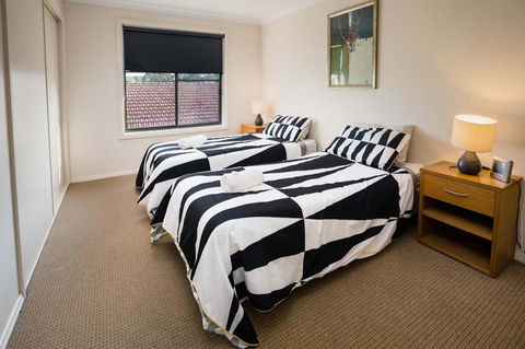 Bluegum Apartments Newcastle - Sunshine Coast Tourism 18