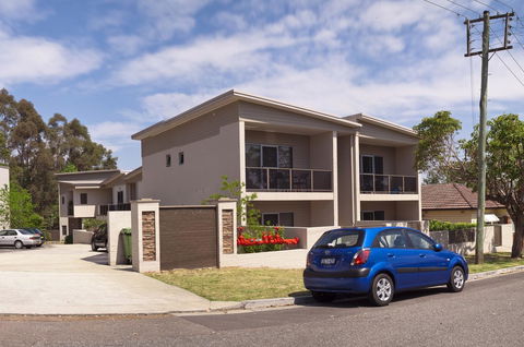 Bluegum Apartments Newcastle - Sunshine Coast Tourism 0