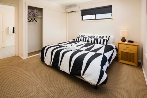 Bluegum Apartments Newcastle - Sunshine Coast Tourism 19