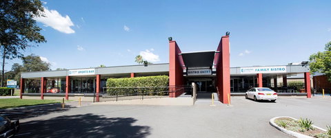 Nightcap At Colyton Hotel - Holiday Sunshine Coast 4