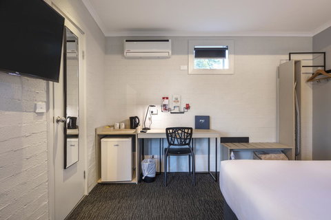 Nightcap At Colyton Hotel - Holiday Sunshine Coast 37