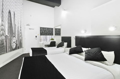 Airport Hotel Sydney - Holiday Sunshine Coast 17