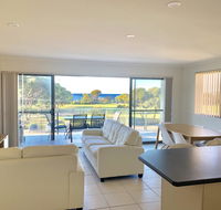 Seachange 3 - Sunshine Coast Tourism