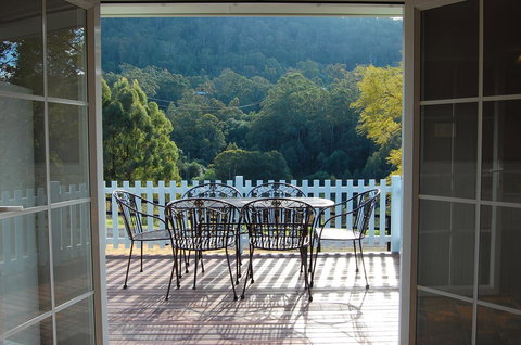 Cadair Cottages - Sunshine Coast Tourism 2