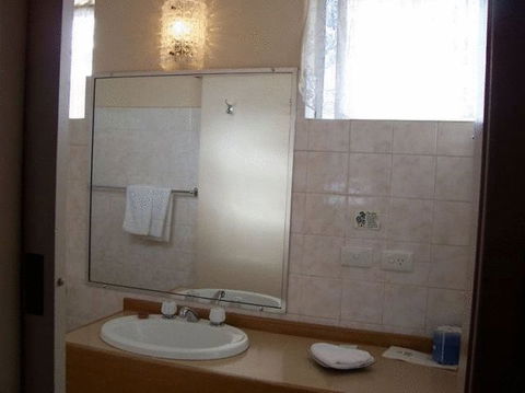 Hunter Valley Motel - Sunshine Coast Tourism 22