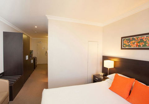 Wine Country Motor Inn - Sunshine Coast Tourism 31