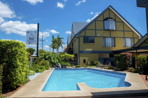 Coastal Bay Motel - Sunshine Coast Tourism 38