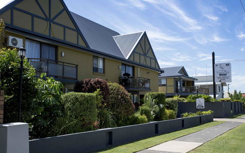 Coastal Bay Motel - Sunshine Coast Tourism 37