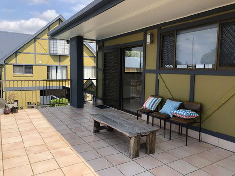 Coastal Bay Motel - Sunshine Coast Tourism 25