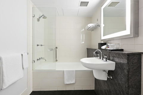 Mercure Sydney - Sunshine Coast Tourism 20