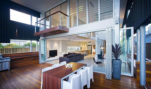 Casuarina Beachfront House - Hostie Properties - Holiday Sunshine Coast 21