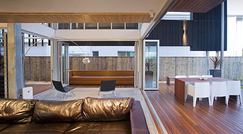 Casuarina Beachfront House - Hostie Properties - Holiday Sunshine Coast 20