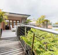 Family surf house 5 min walk to Manly beach - Holiday Sunshine Coast