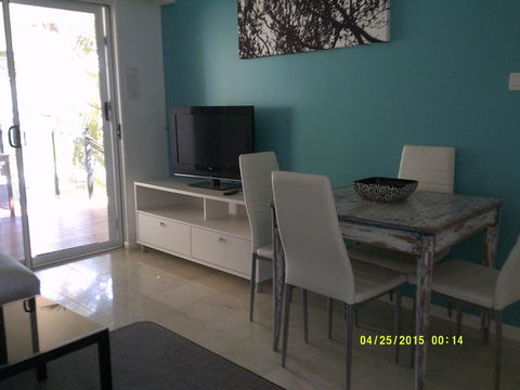 Pelican H2O One & Two Bedroom Apartments - Sunshine Coast Tourism 24