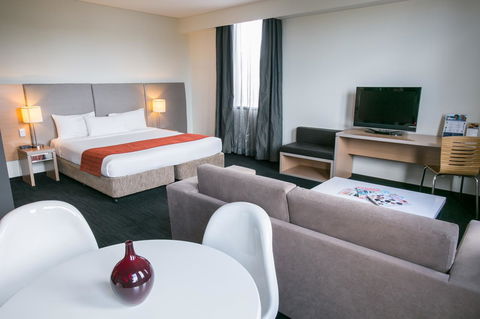 Alpha Hotel Eastern Creek - Holiday Sunshine Coast 14