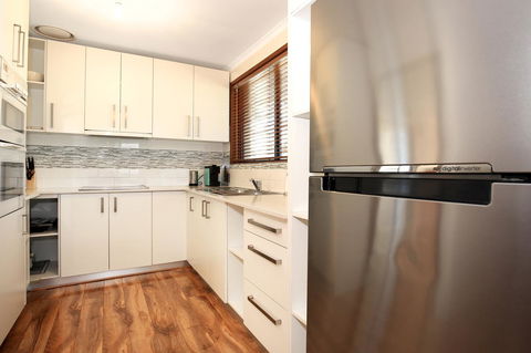 Sandy Toes Beach House Jervis Bay - 2min To Beach - Sunshine Coast Tourism 9