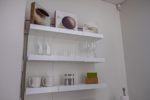 Hideaway Haven, The Cute Place To Put Up Your Feet - Holiday Sunshine Coast 6