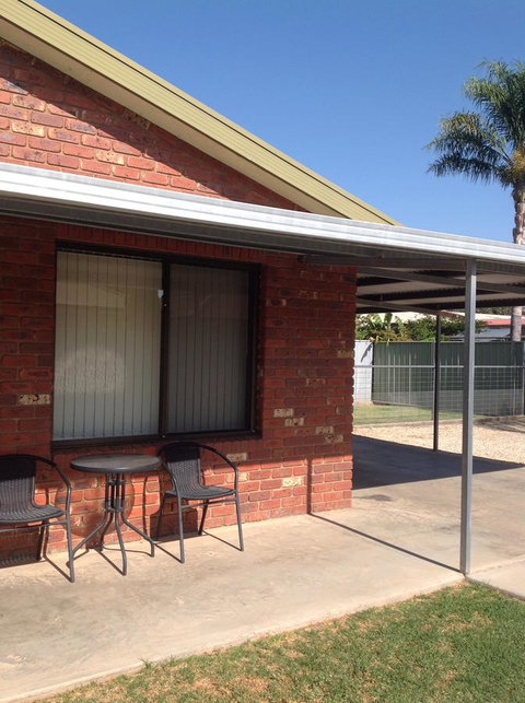 7 Melbourne Street - Sunshine Coast Tourism 1