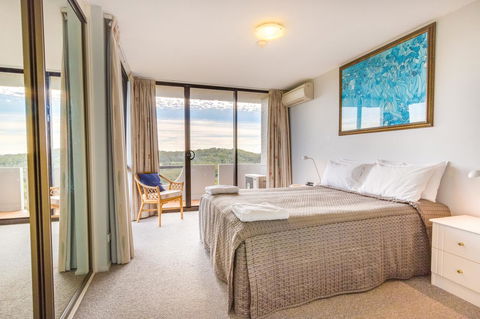 Pacific Towers Beach Resort - Sunshine Coast Tourism 37