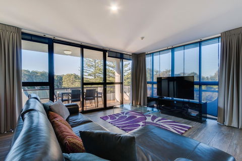 Pacific Towers Beach Resort - Sunshine Coast Tourism 32
