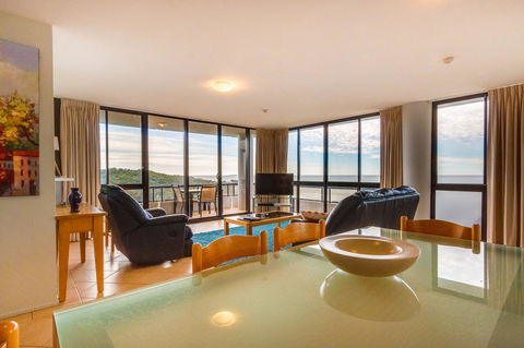 Pacific Towers Beach Resort - Sunshine Coast Tourism 42