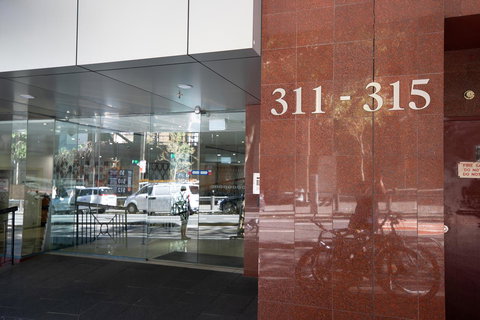 Castle Serviced Apartments - Sunshine Coast Tourism 32