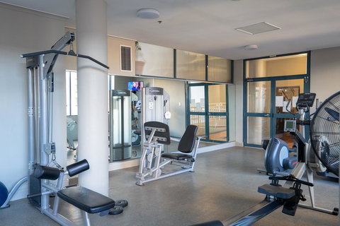 Castle Serviced Apartments - Sunshine Coast Tourism 37