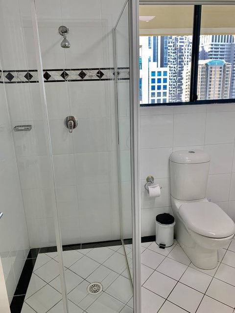 Castle Serviced Apartments - Sunshine Coast Tourism 12