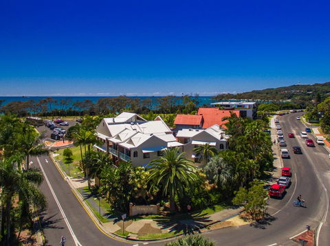 The Terraces Main Beach - Holiday Sunshine Coast 6