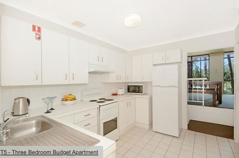The Terraces Main Beach - Holiday Sunshine Coast 30