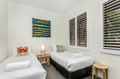 The Terraces Main Beach - Holiday Sunshine Coast 37