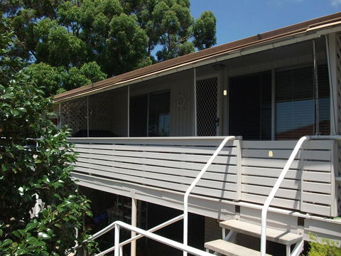 Tomaree Lodge - Sunshine Coast Tourism 9