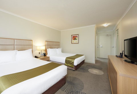 Holiday Inn Parramatta, An IHG Hotel - Holiday Sunshine Coast 2