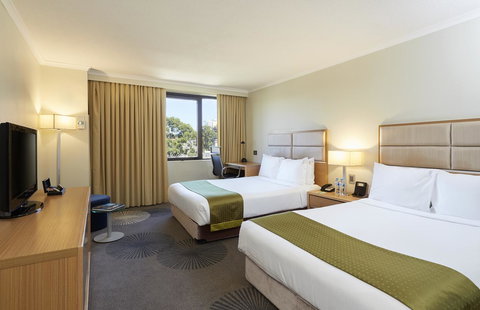 Holiday Inn Parramatta, An IHG Hotel - Holiday Sunshine Coast 4