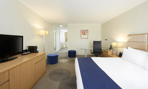 Holiday Inn Parramatta, An IHG Hotel - Holiday Sunshine Coast 6