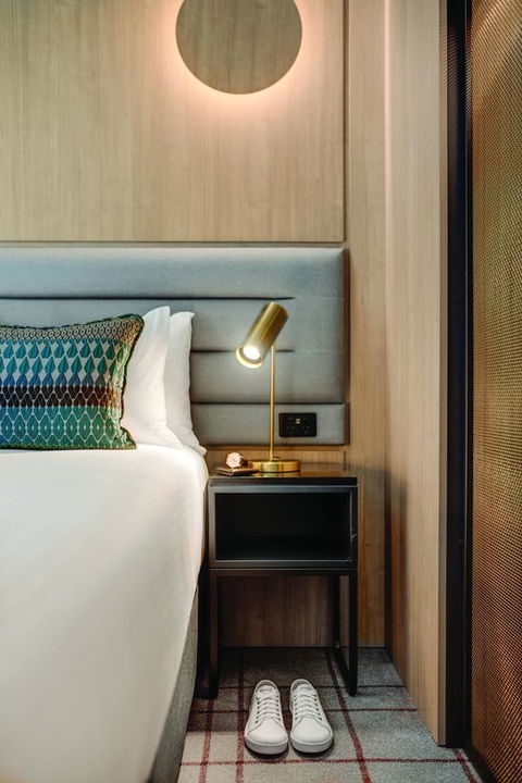 Vibe Hotel Sydney Darling Harbour - Sunshine Coast Tourism 1