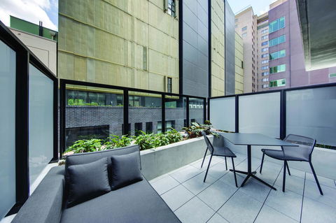 Vibe Hotel Sydney Darling Harbour - Sunshine Coast Tourism 14