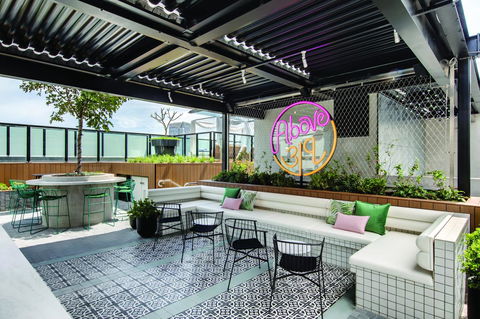 Vibe Hotel Sydney Darling Harbour - Sunshine Coast Tourism 8